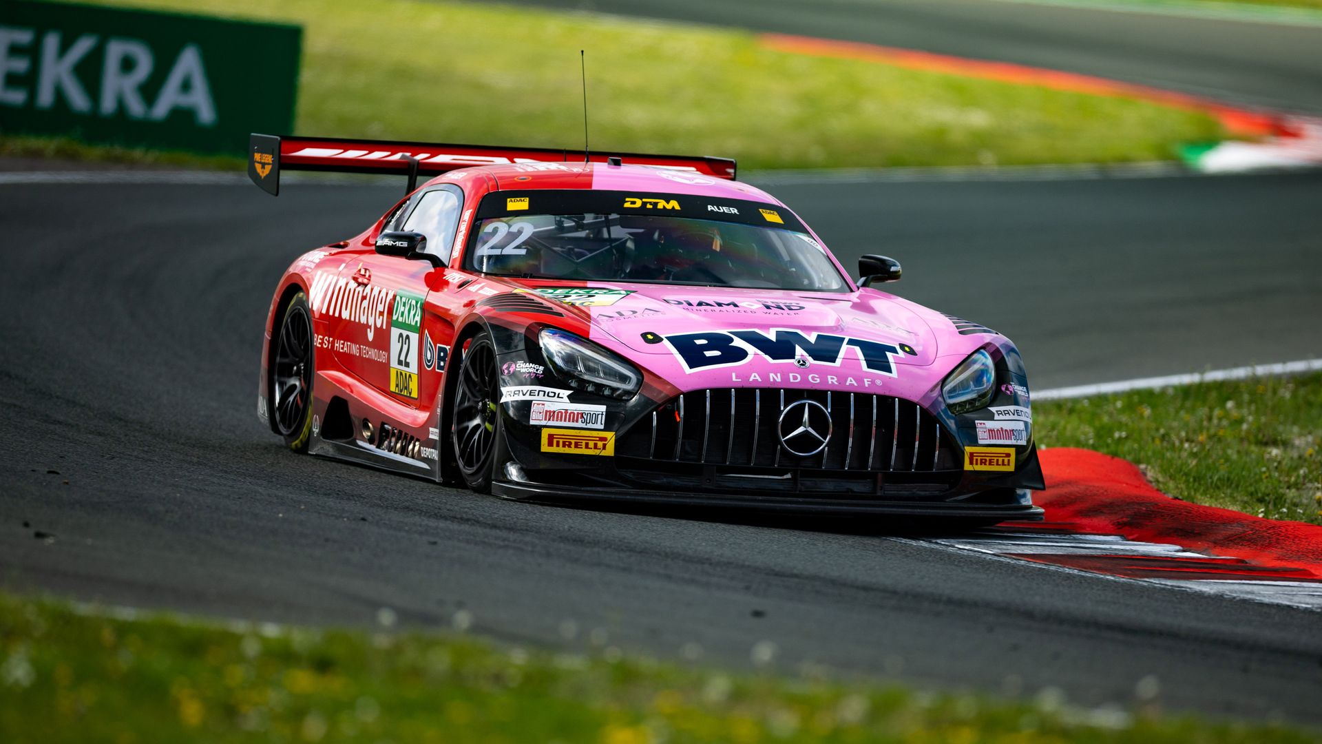 Auer domina abertura do DTM e vence de ponta a ponta na corrida 1 de Oschersleben