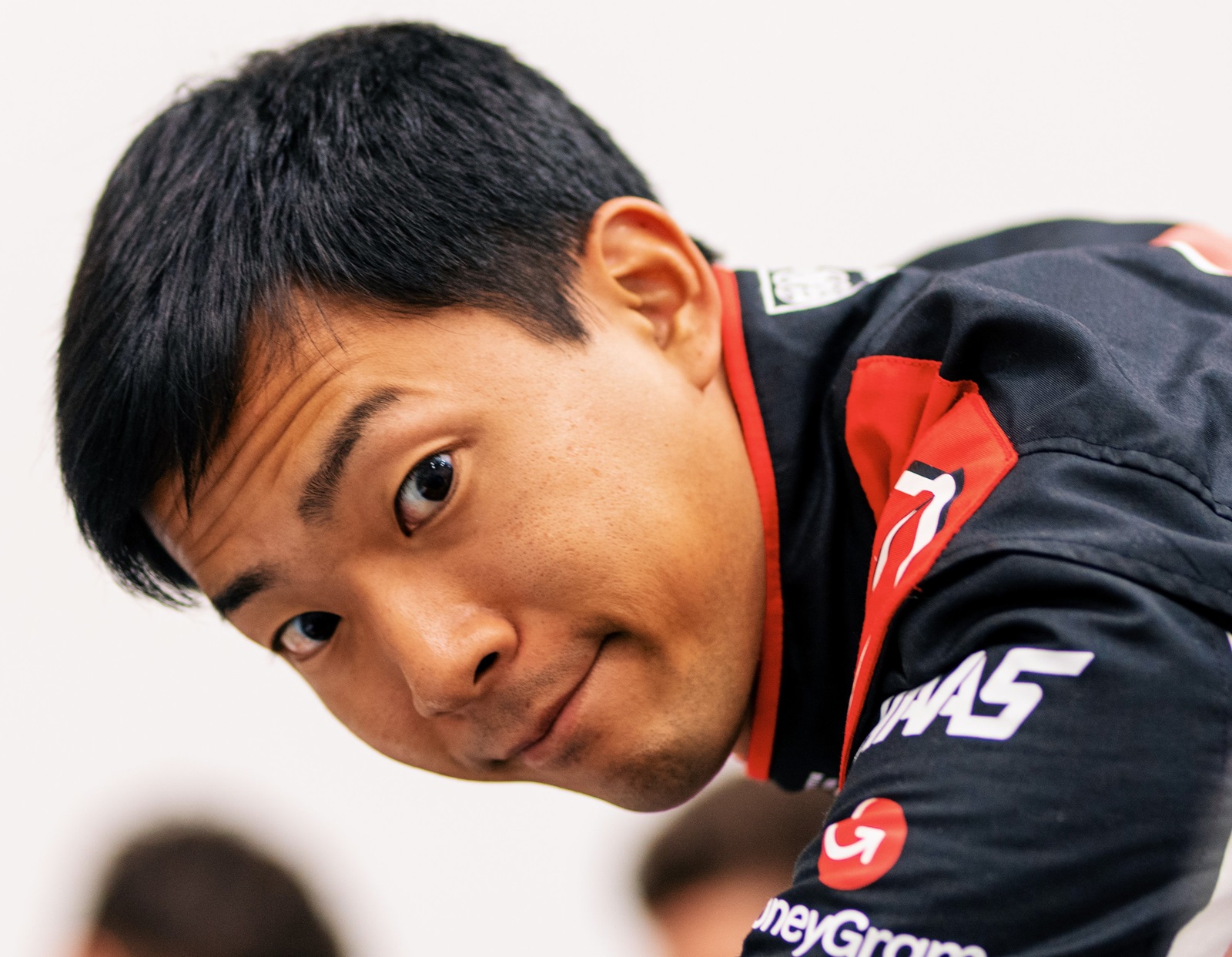 Hirakawa e Martins andam em TL1 da Espanha: confira escalação de novatos na F1 2025
