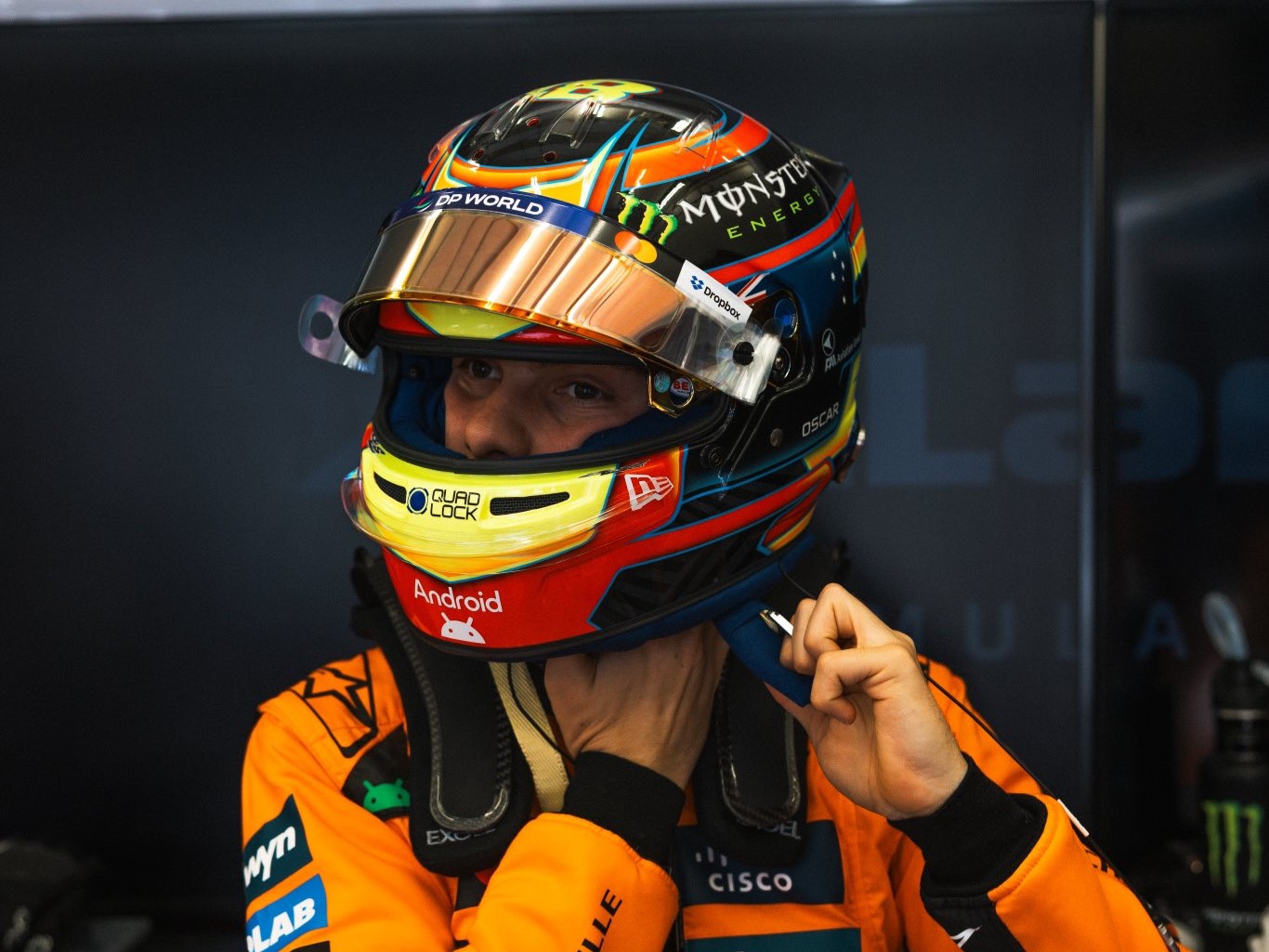 Piastri admite sorpresa por la «diferencia tan grande» entre McLaren y sus rivales en Bahréin