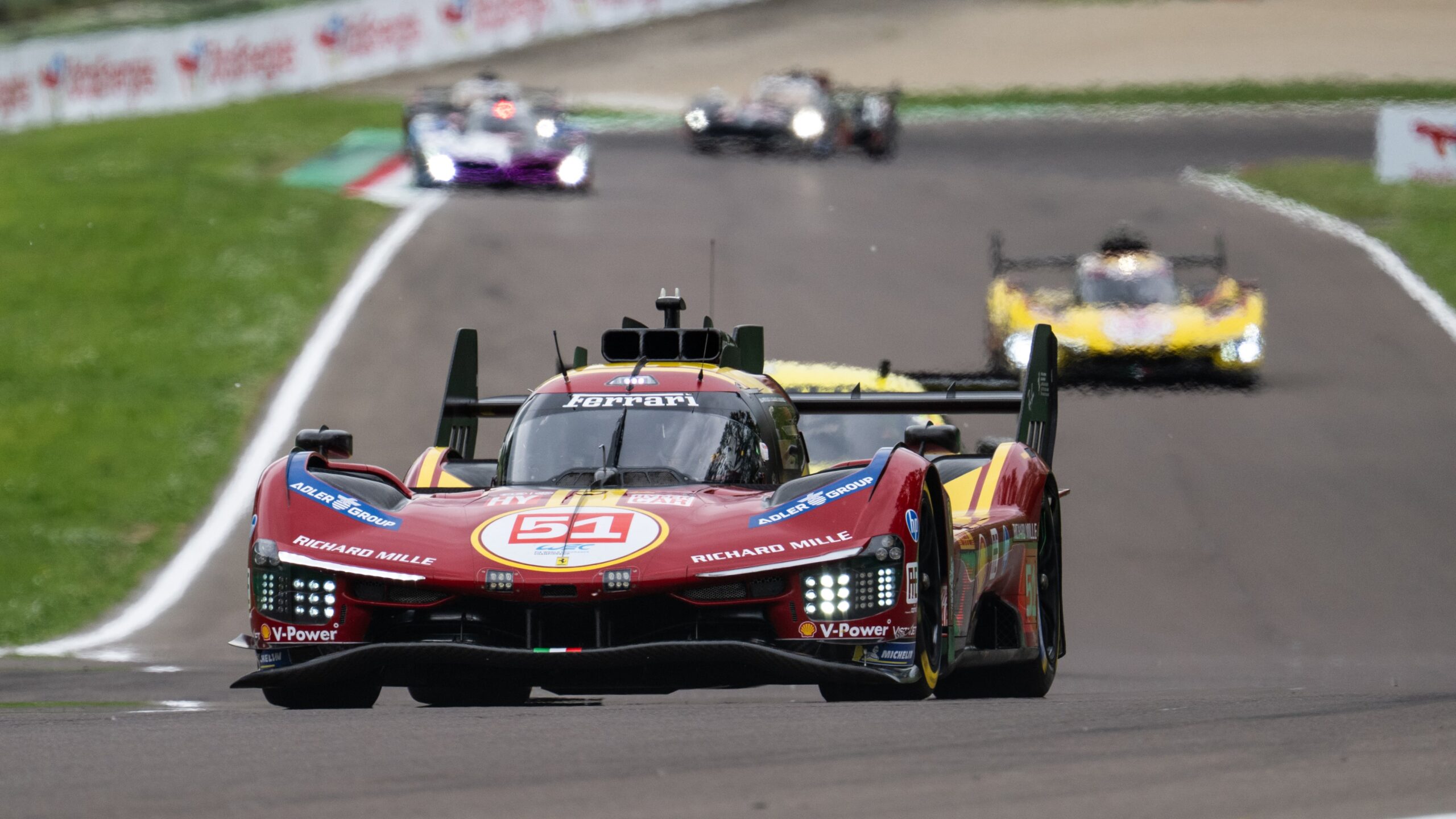 La Ferrari #51 confirma favoritismo y gana las 6 Horas de Imola. López es 4° en LMGT3