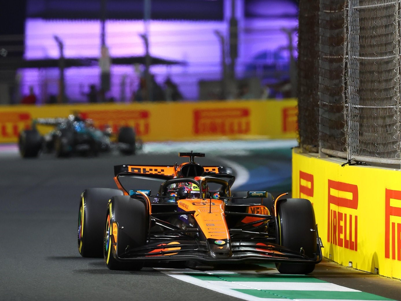 Piastri logra imponerse ante Verstappen y conquista el GP de Arabia Saudita