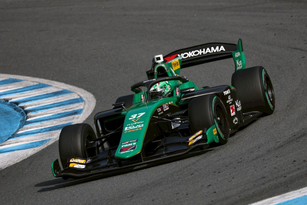 Fenestraz termina cuarto en la segunda carrera de la Súper Fórmula en Motegi