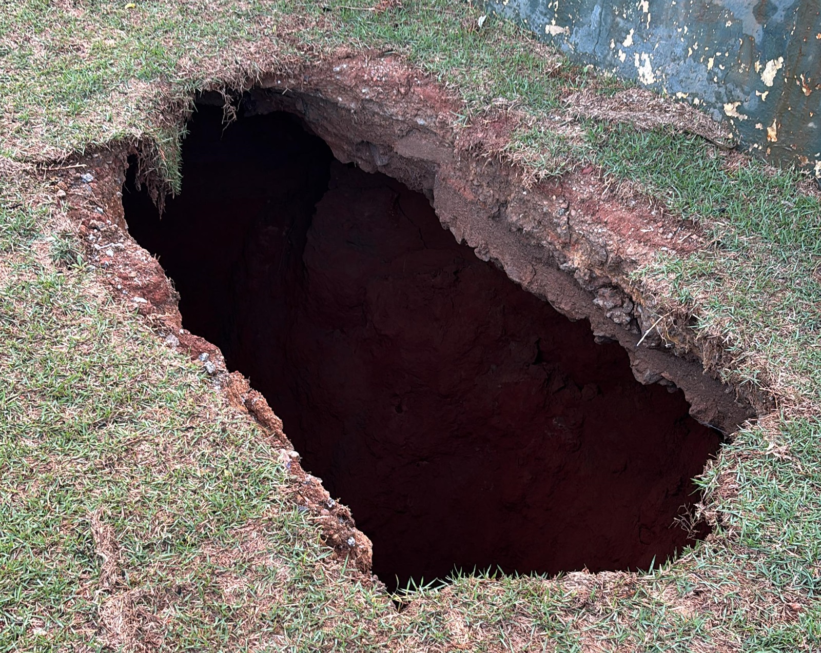 Prefeitura nega “danos estruturais à pista” após erosão em área de escape de Interlagos