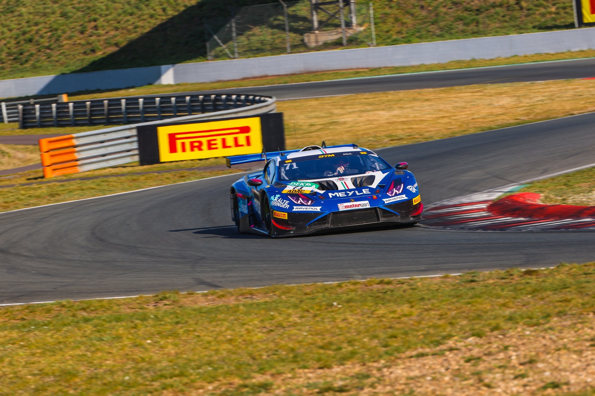 DTM vai passar na TV hoje? Onde assistir à corrida 2 em Oschersleben