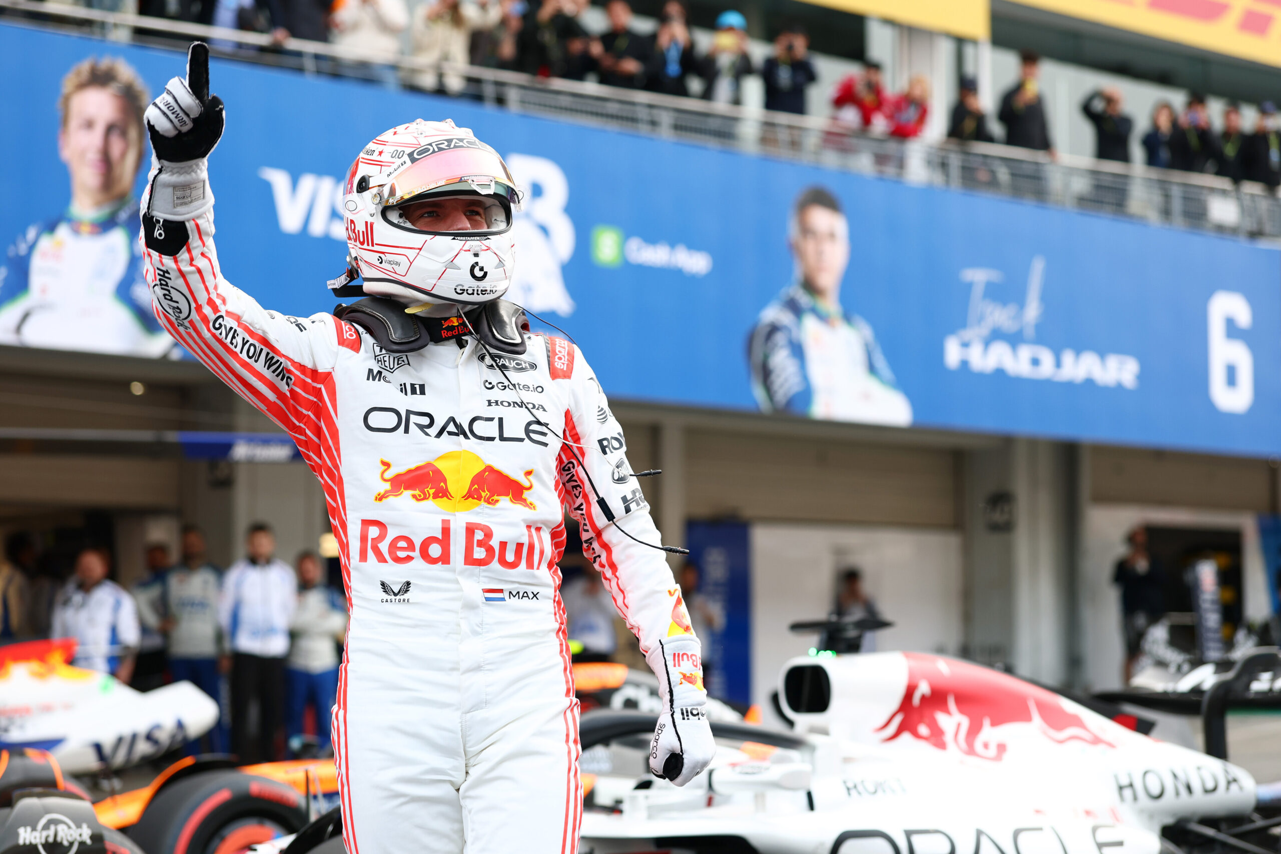 Verstappen festeja “vitória difícil” em “perfeita despedida” entre Red Bull e Honda no Japão