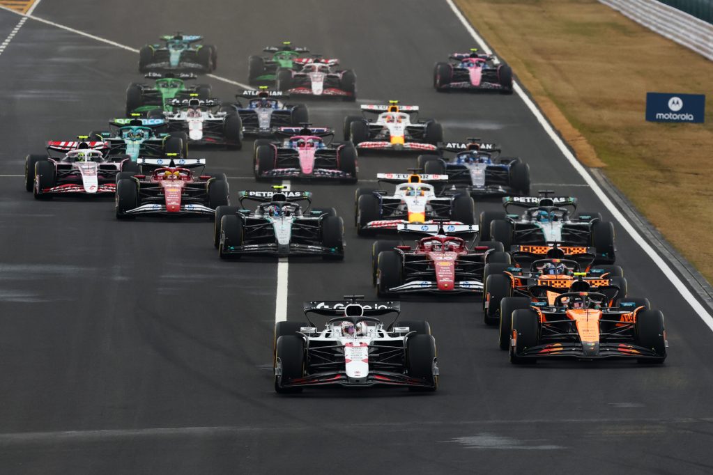 Fabricantes rechazan regreso del motor V10 a la F1, pero continúan las negociaciones con FIA