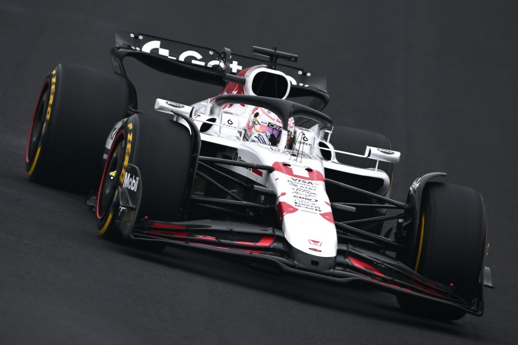 Verstappen se impone sobre los McLaren y conquista el GP de Japón