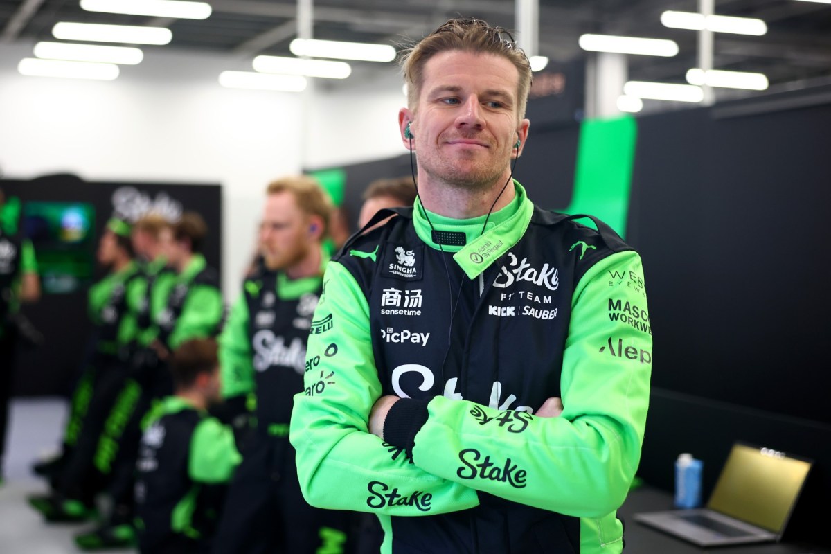 Hülkenberg vê ‘briga’ com carro da Sauber “natural”: “Acontece quando se busca limite”