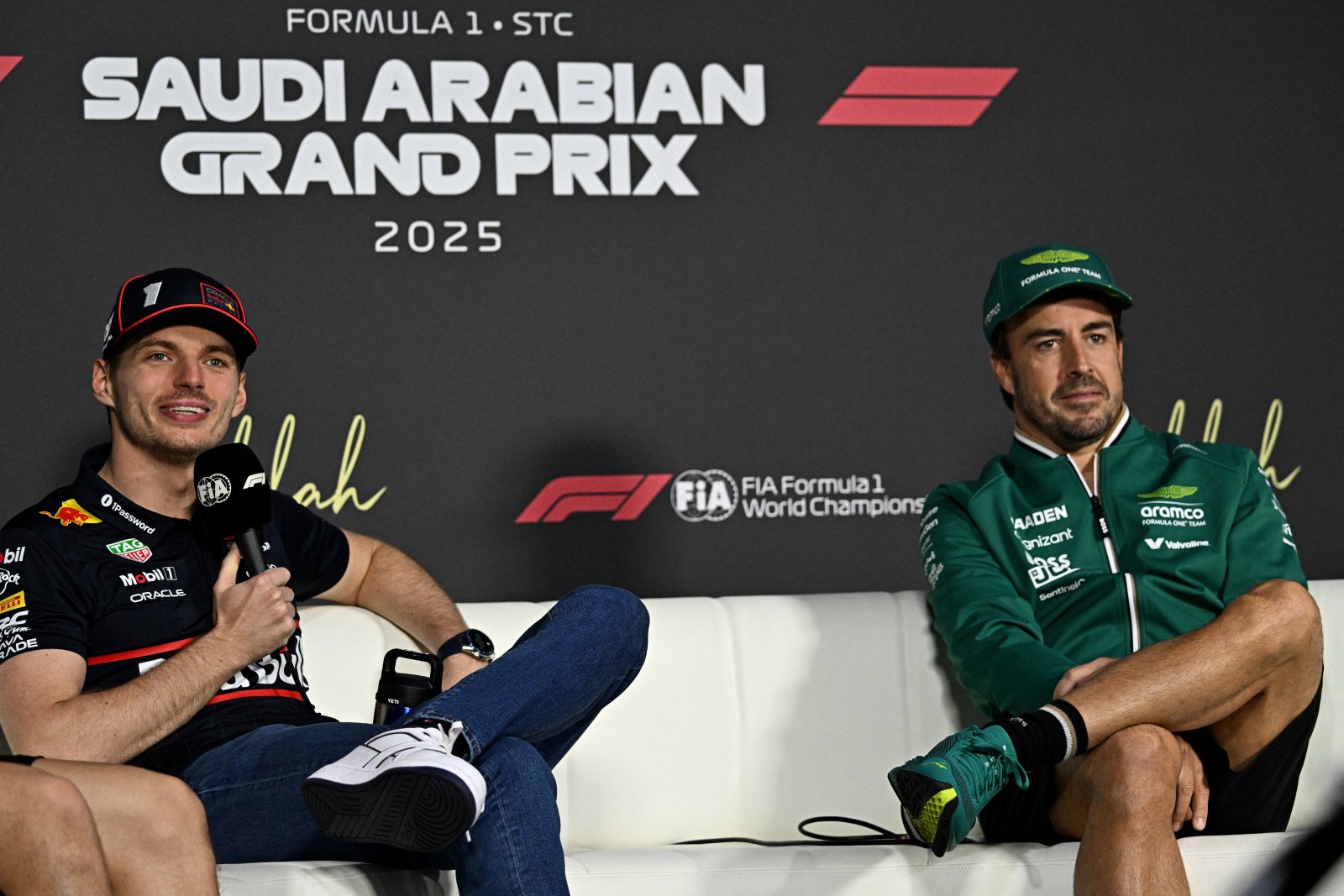 Alonso mantém fé por título de Verstappen: “Capaz de vencer o déficit do carro”