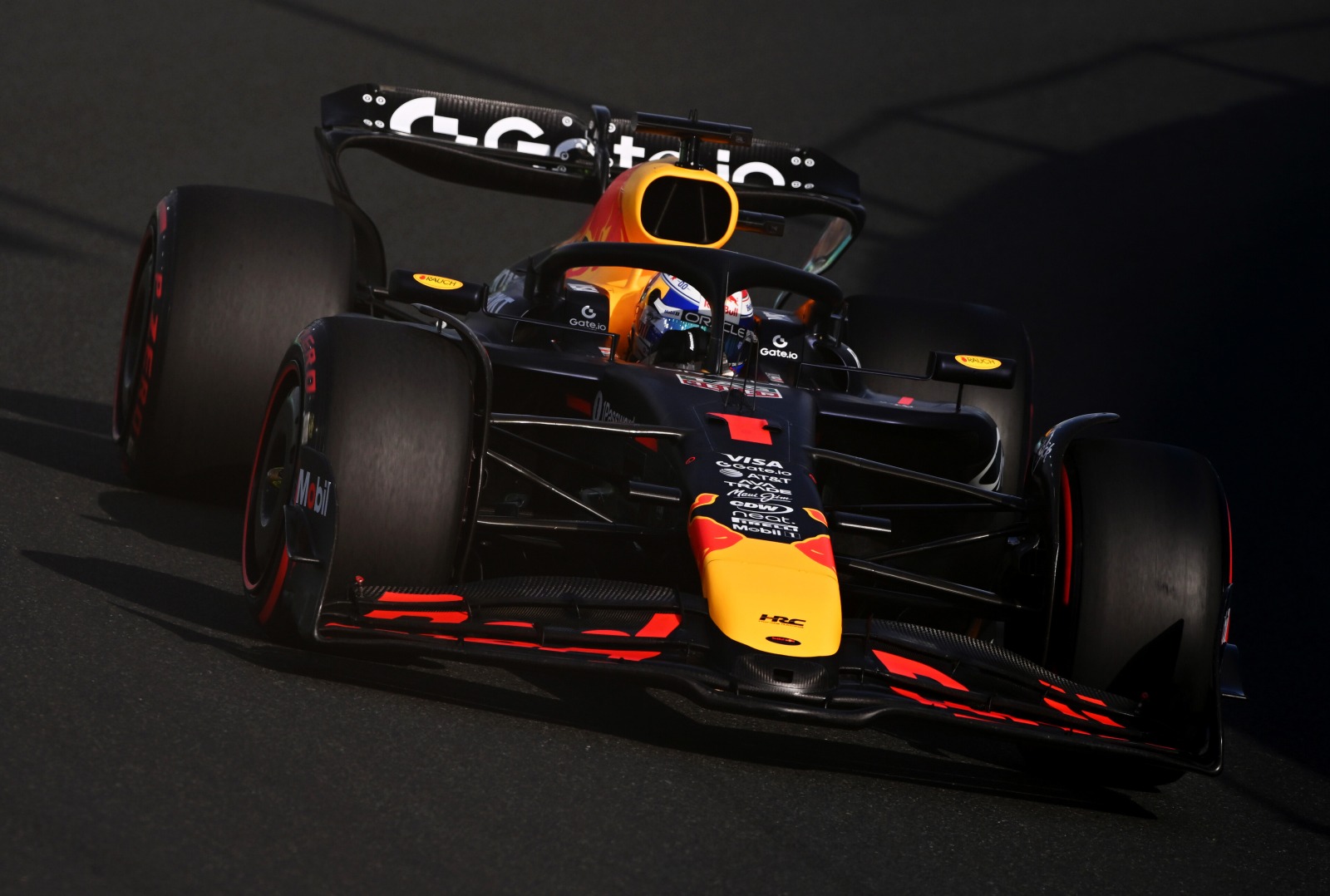 Red Bull entrega novo assoalho a Verstappen para GP de Miami. Tsunoda fica sem