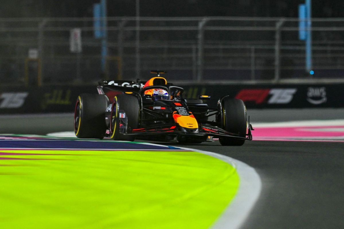 Verstappen aponta McLaren favorita após treinos livres na Arábia Saudita