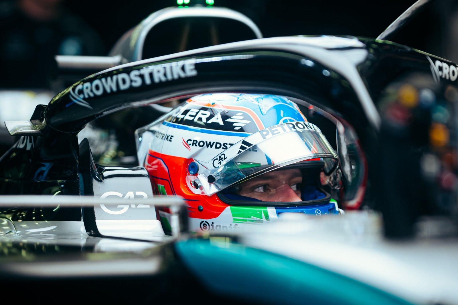 Antonelli se diz “satisfeito” com Mercedes em dia “bastante complicado” na Arábia Saudita