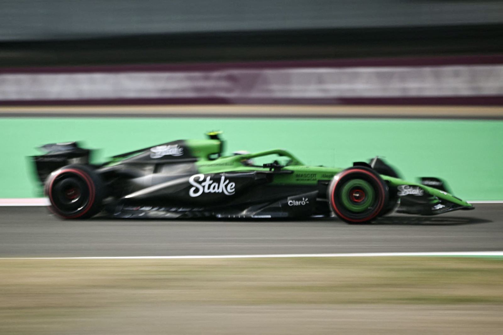 Bortoleto elogia Sauber após saída no Q1 no Japão, mas diz: “Essa é nossa competição”