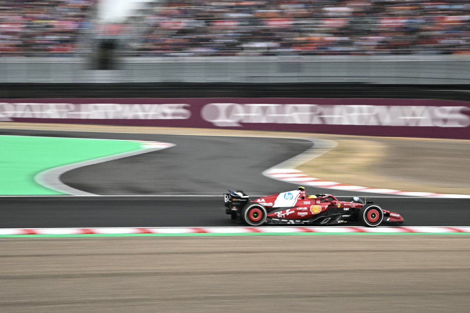 Ferrari ameniza altura do assoalho da SF-25: “Problema é igual para todos”