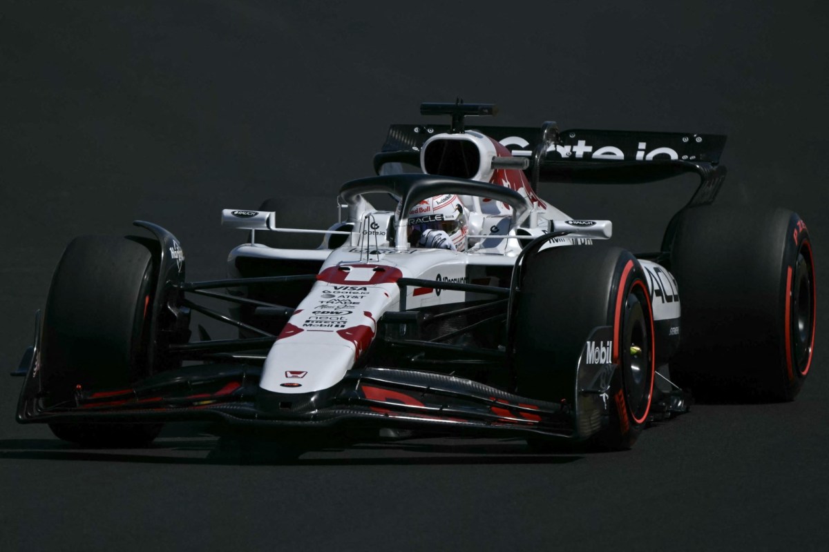 Verstappen supera problemas da Red Bull, faz volta magistral e conquista pole no Japão