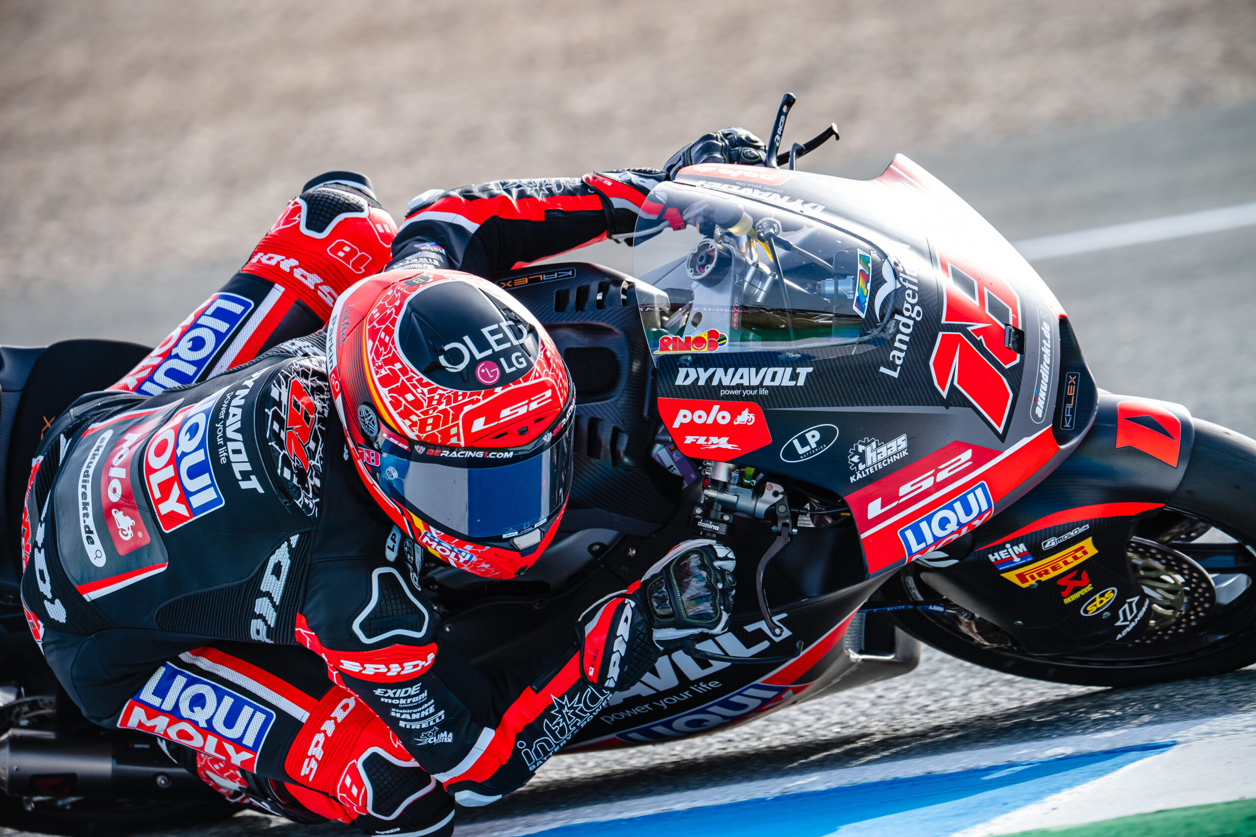González comanda de ponta a ponta e vence GP da Espanha na Moto2. Moreira é 4º