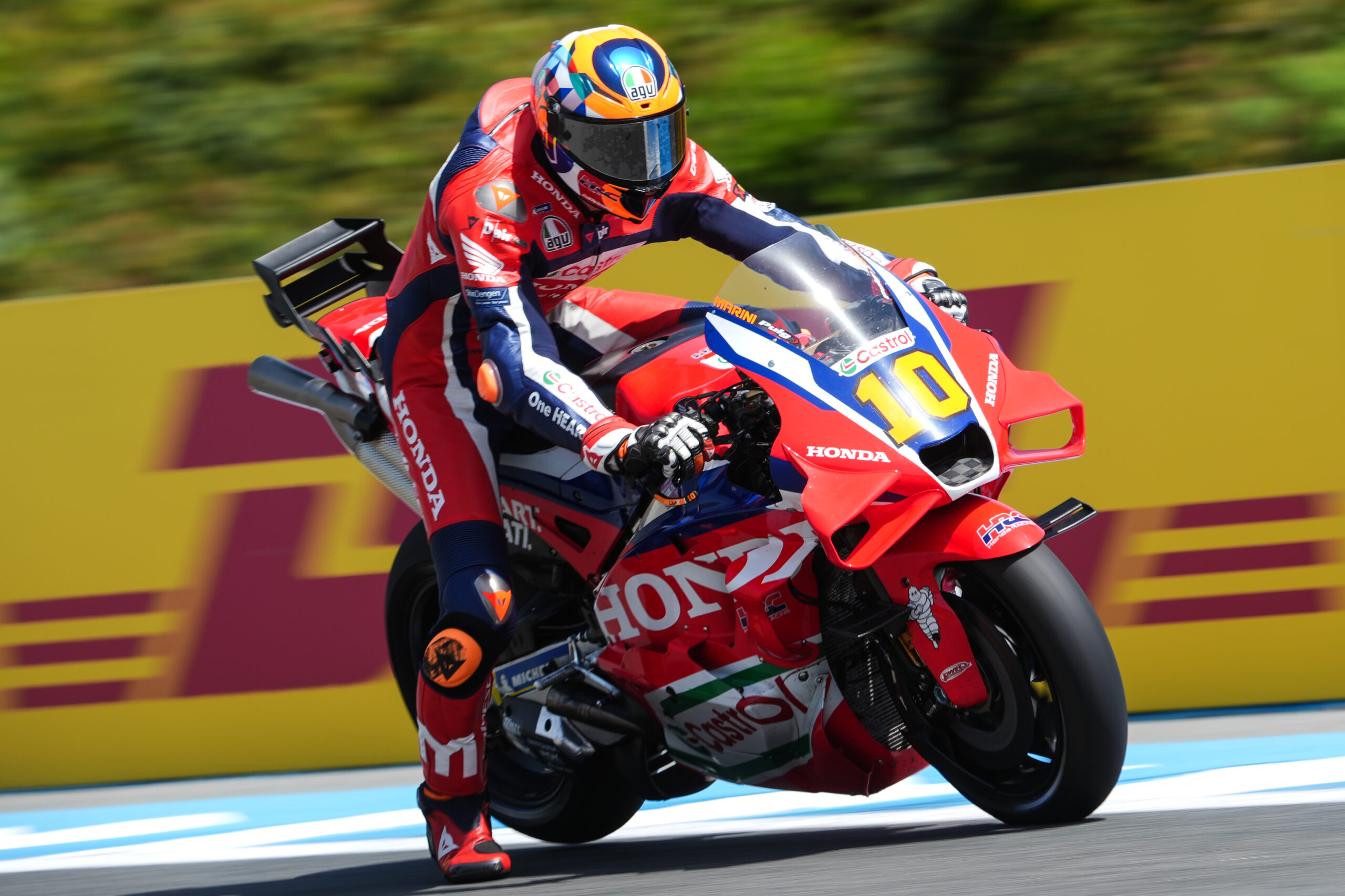 Marini cita rotina na Honda e detalha relação com Bagnaia e Bezzechi na MotoGP