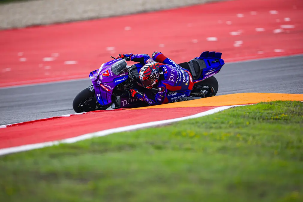 Oliveira sigue recuperándose y Pramac confirma a Augusto Fernández en Qatar