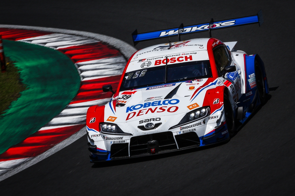 Fenestraz termina quinto en las 3 horas del Super GT en Fuji; Merhi triunfa en GT300