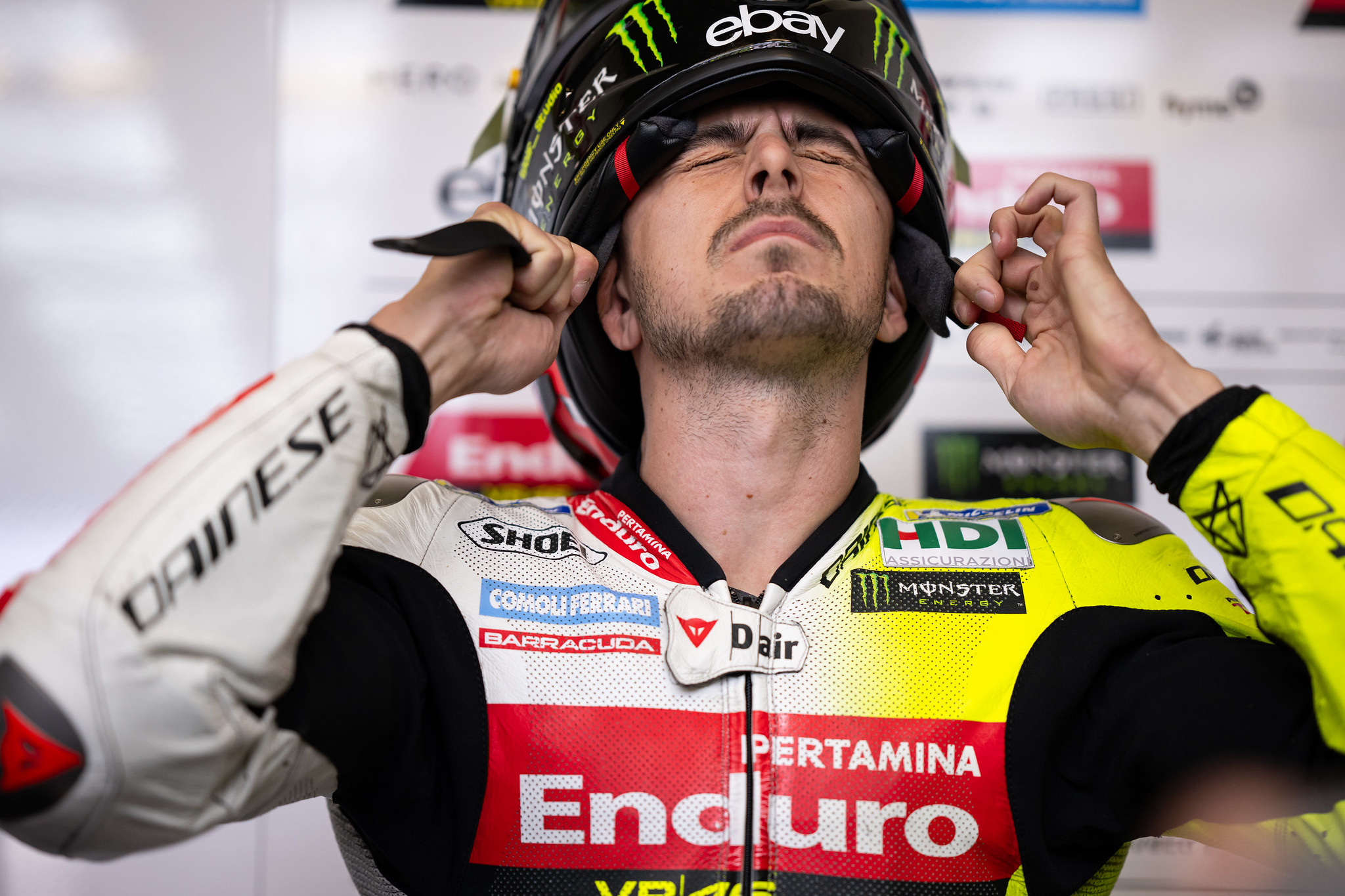 Di Giannantonio dá golpe, mas Marc Márquez poupa forças e segue favorito na Alemanha