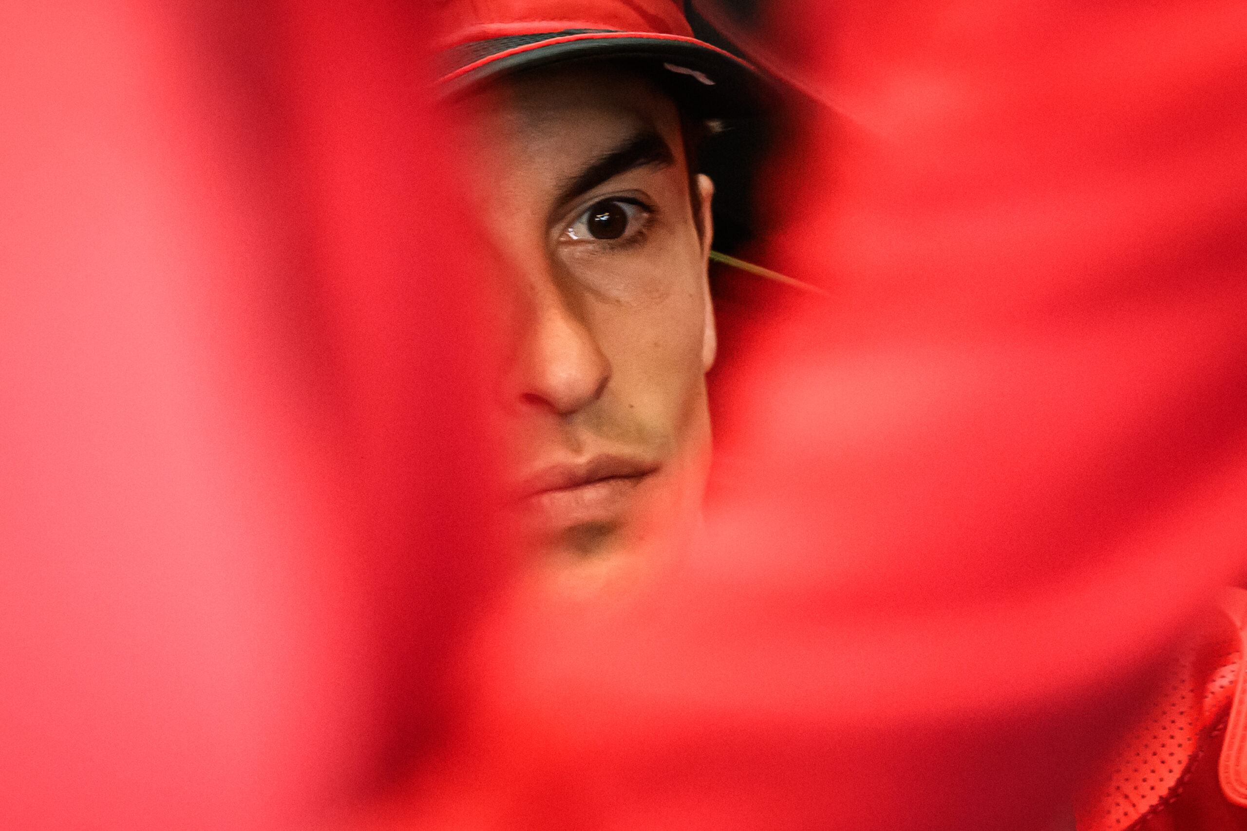 Marc Márquez vê quedas como “ponto fraco” e promete mudança: “Preciso resolver isso”
