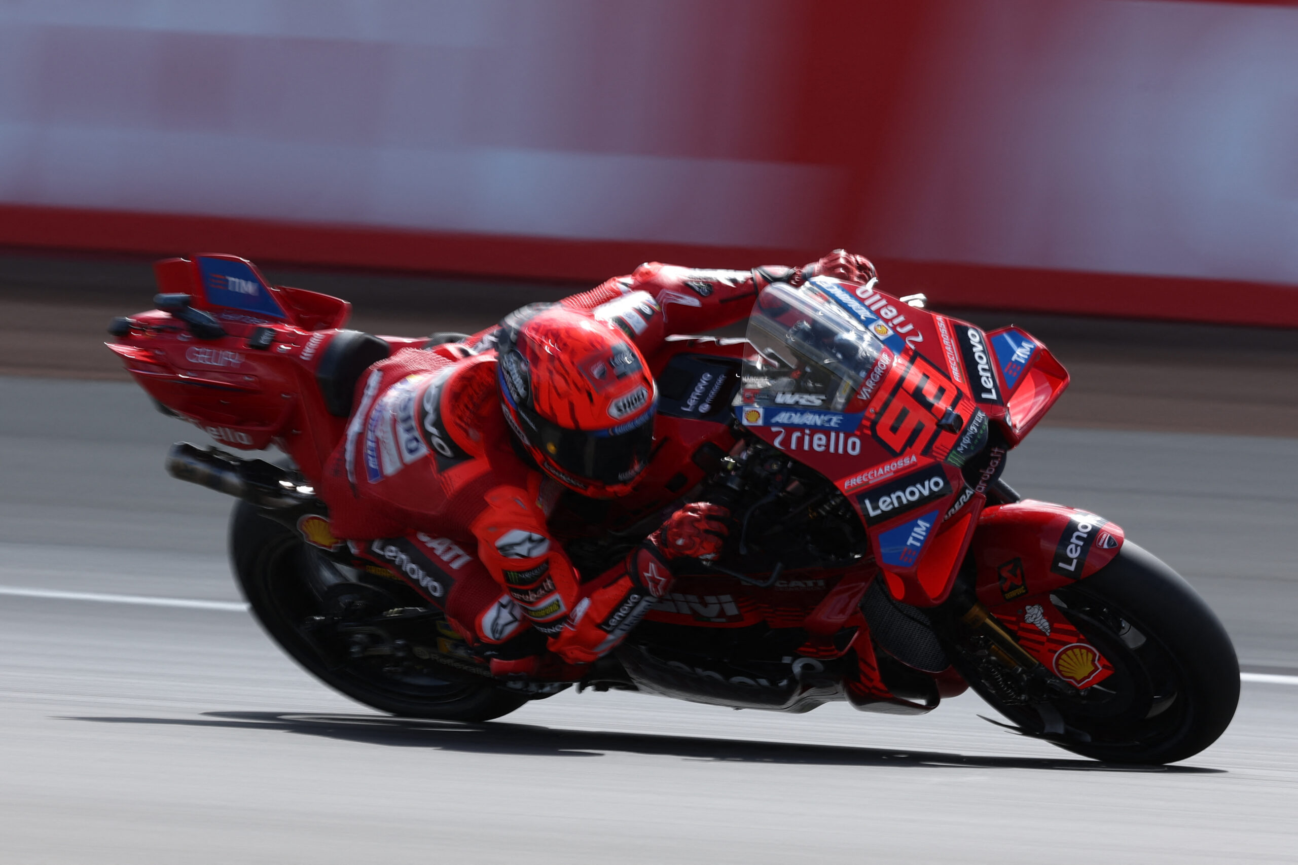 Marc Márquez salva pódio em Silverstone e abre margem na MotoGP. Confira classificação