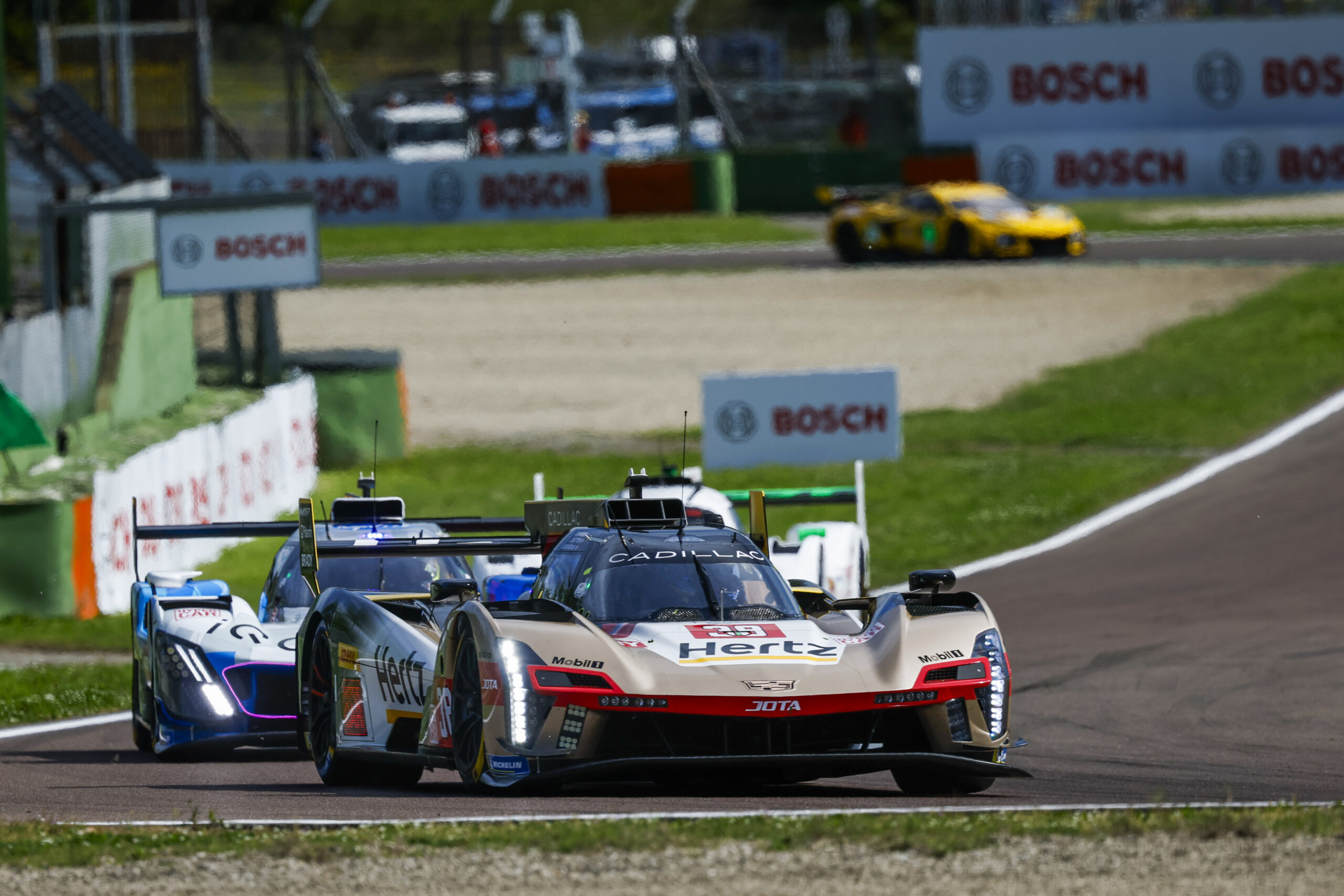Button prevê Cadillac #38 “mais forte” em Spa após duas rodadas zeradas no WEC 2025
