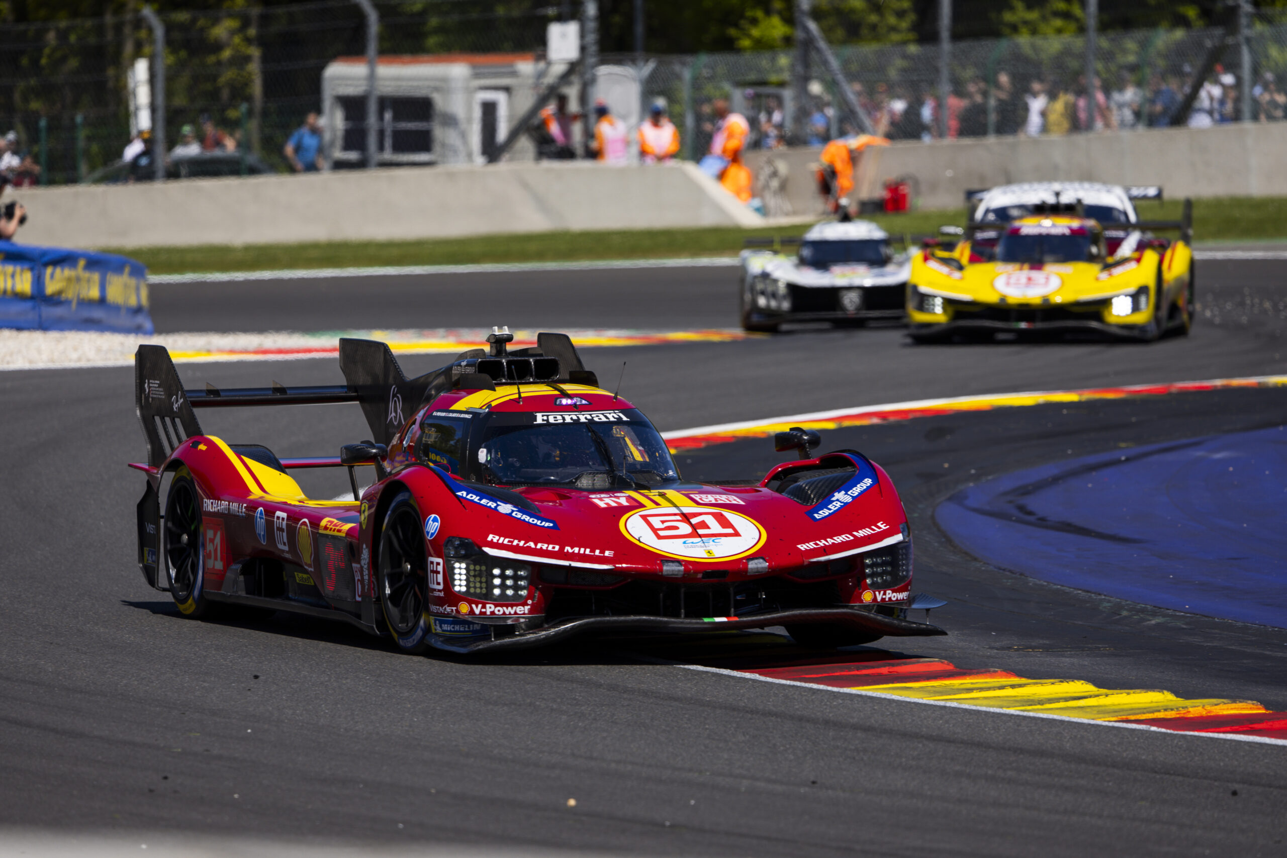Pier Guidi comanda recuperação da Ferrari #51 e vence 6H de Spa. Barrichello é 6º