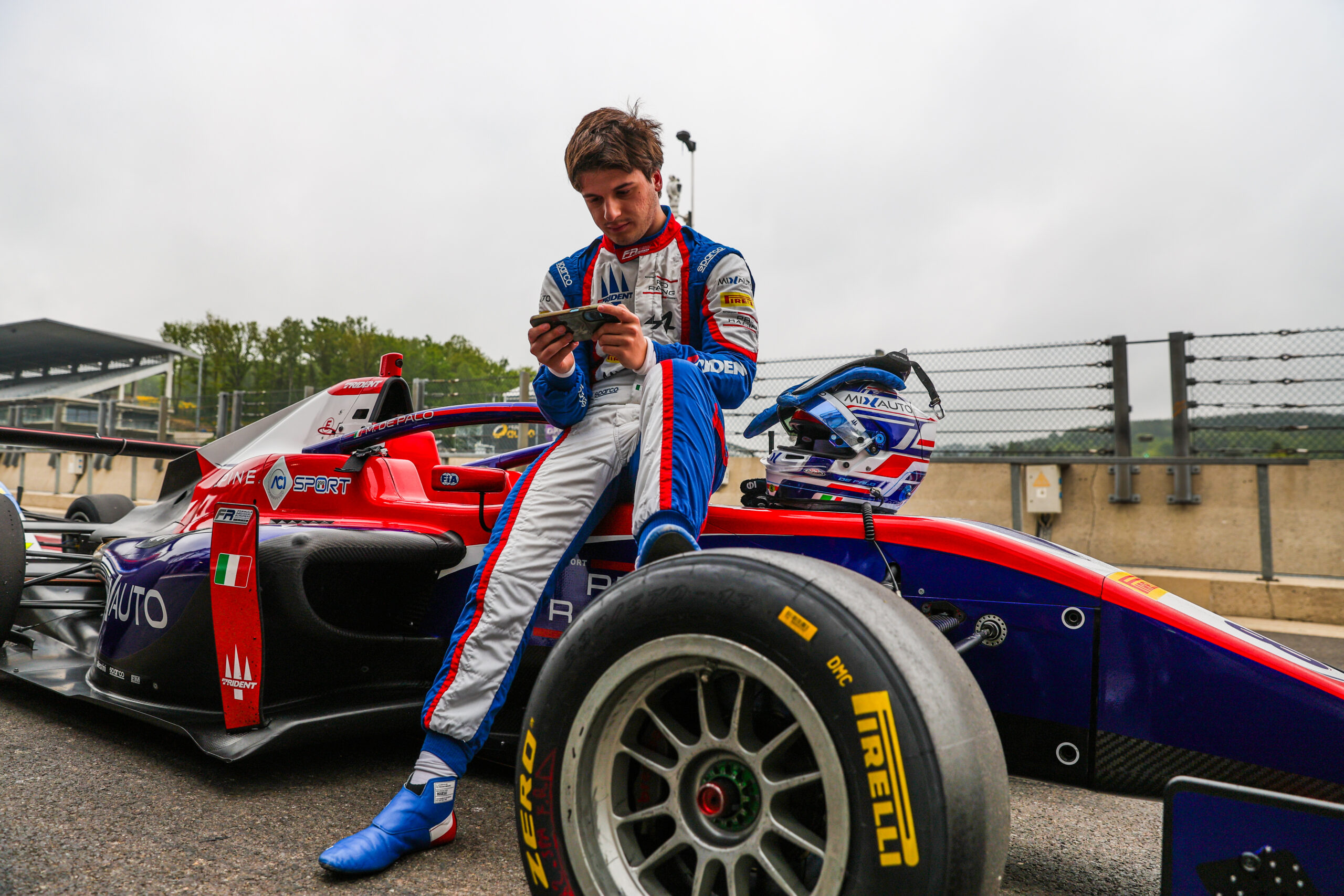 De Palo vence corrida 1 no Red Bull Ring e assume liderança da FRECA. Clerot é 4º