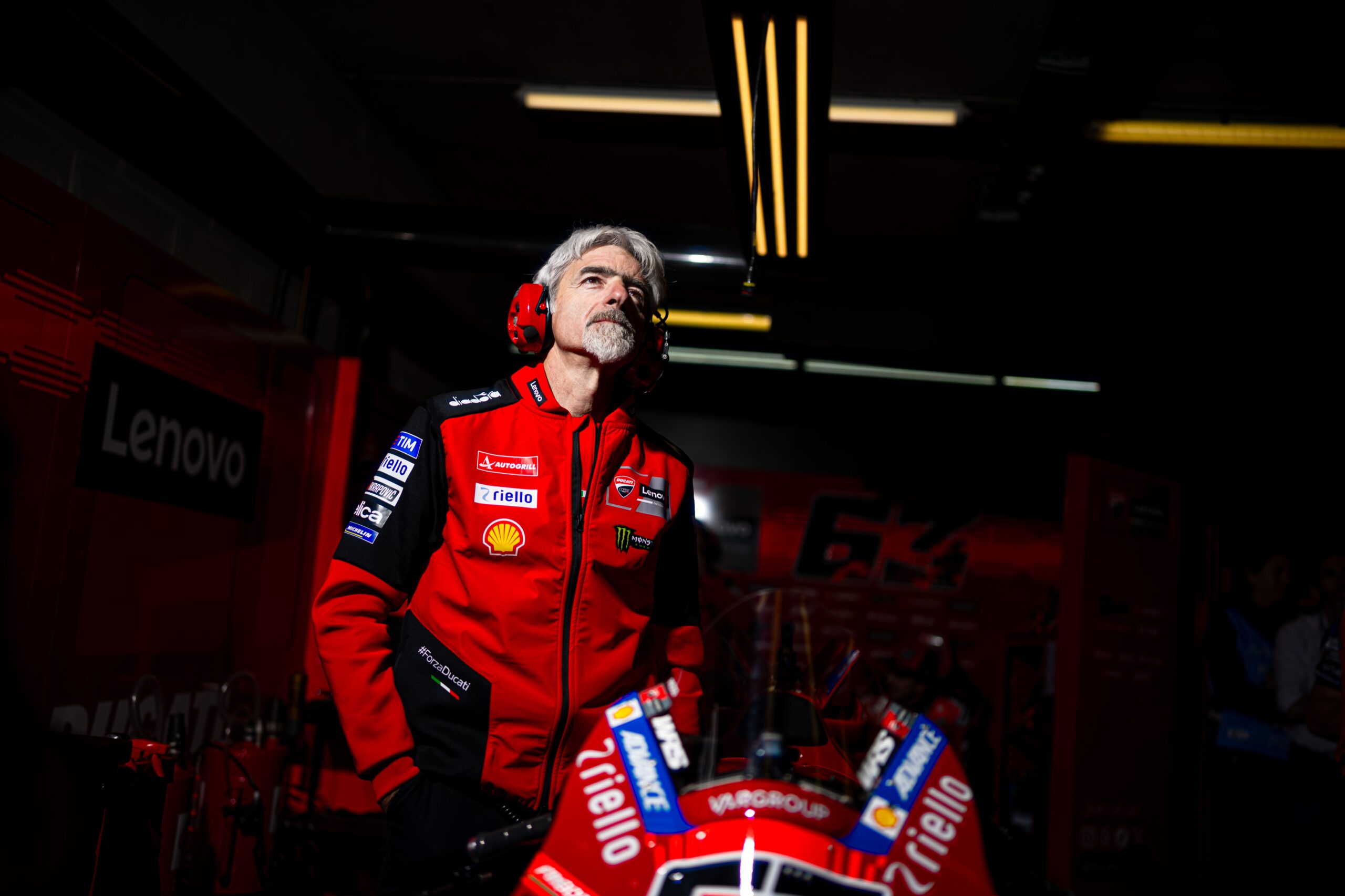 Ducati rebate indireta de Rivola de acerto com Acosta: “Falou mais de nós do que da Aprilia”