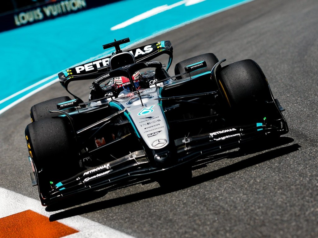 Russell explica dificultades en la clasificación sprint en Miami: «No estoy cómodo»