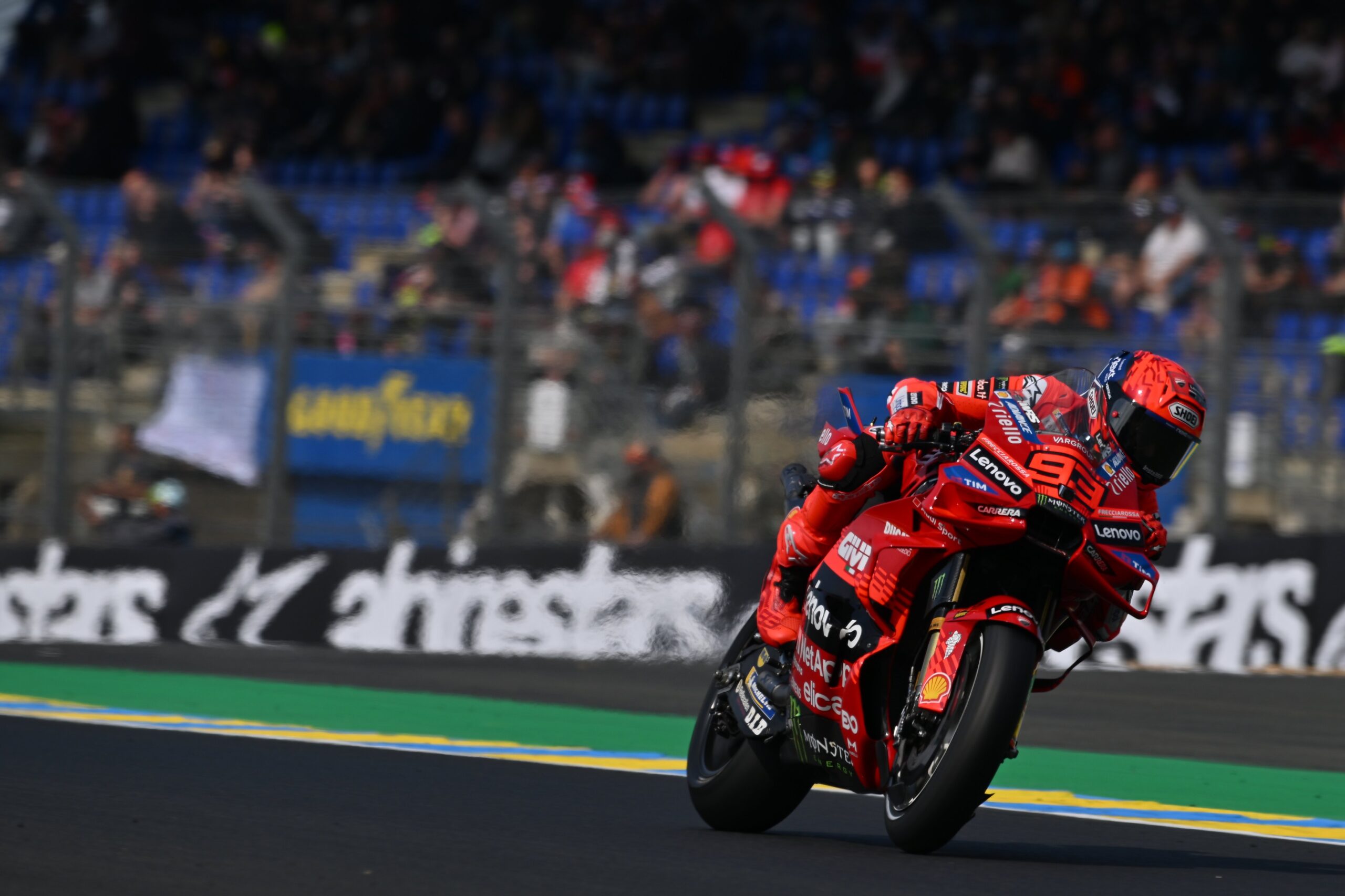 Marc Márquez repete domínio, quebra recorde e lidera treino da MotoGP na França