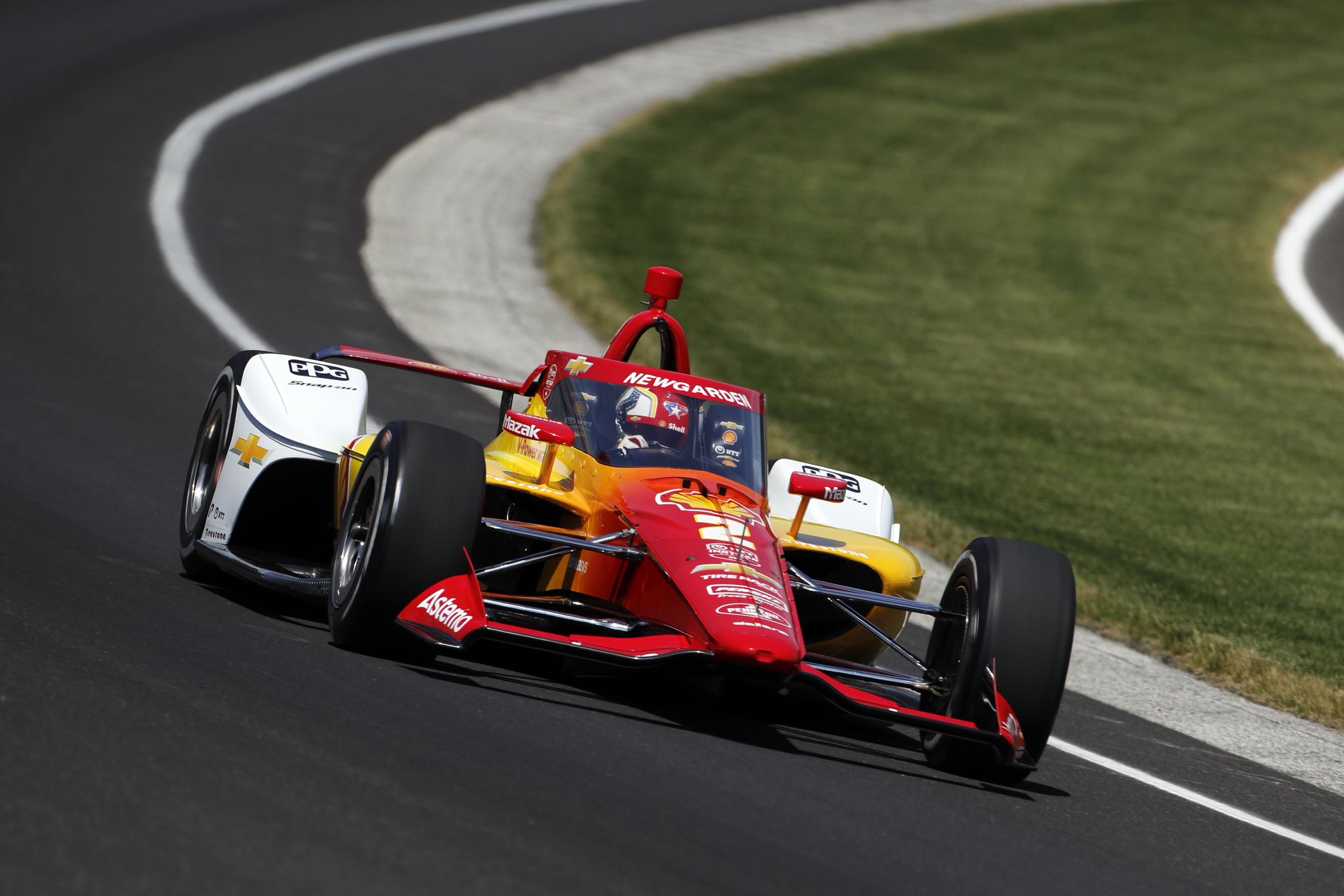 Newgarden y Power reciben sanción y largarán la Indy 500 en la última fila