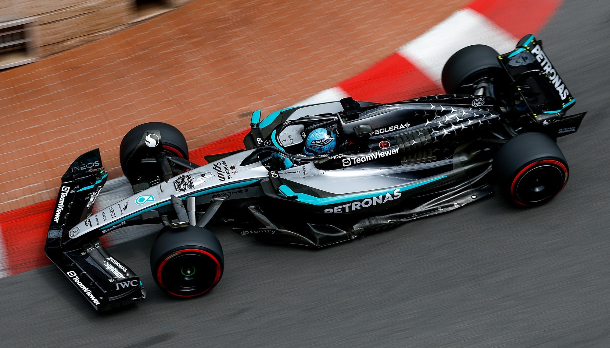 Russell dice que la estrategia de Mercedes «fue la misma que la de Racing Bulls y Williams»