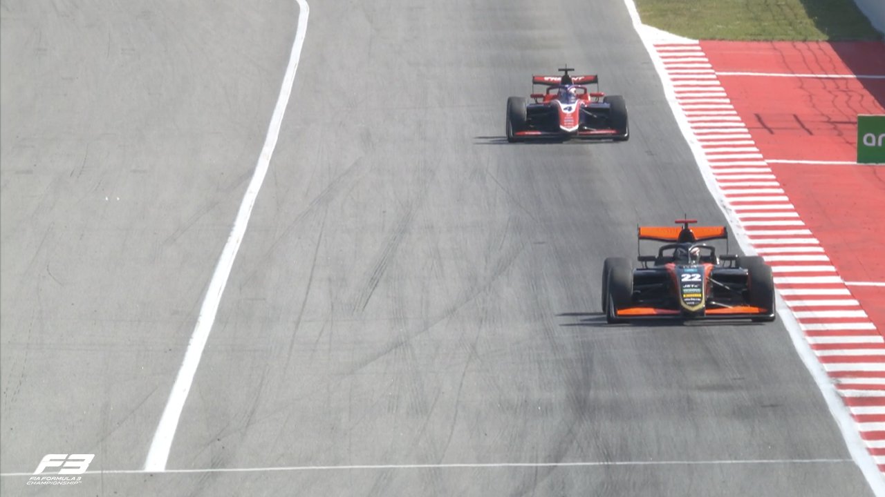 Domingues escapa de confusão e vence sprint da F3 na Espanha. Câmara abandona