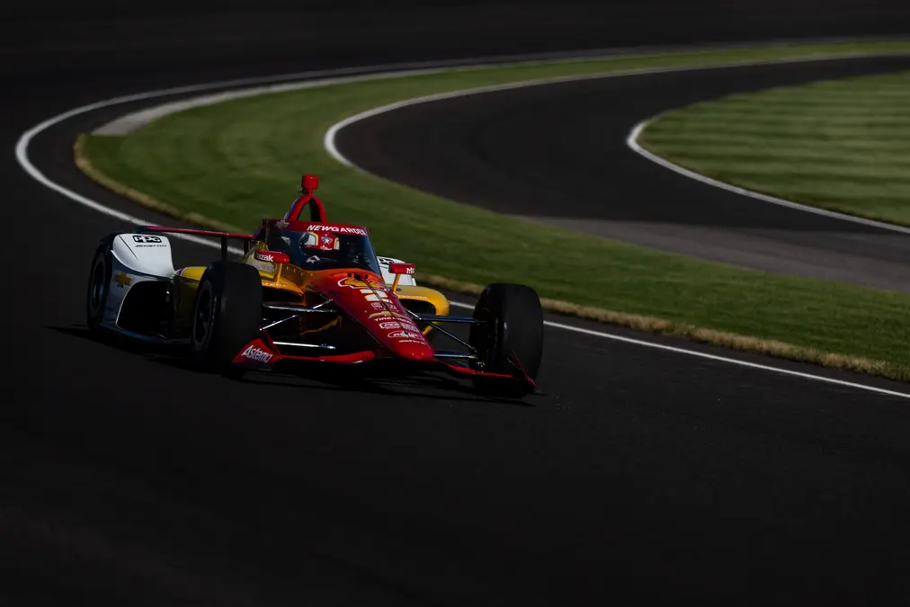 Newgarden supera la polémica y lidera el Carb Day de Indy 500; O’Ward, 8°; Palou, 14° 