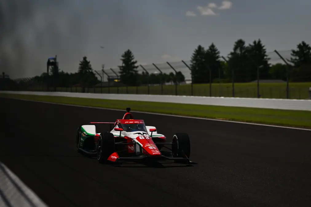 Shwartzman sorprende con una shockeante pole para la Indy 500; Abel queda eliminado