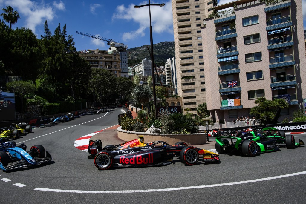 ¿A qué hora corren Duerksen, Martí y Montoya? Los horarios de F2 en Mónaco