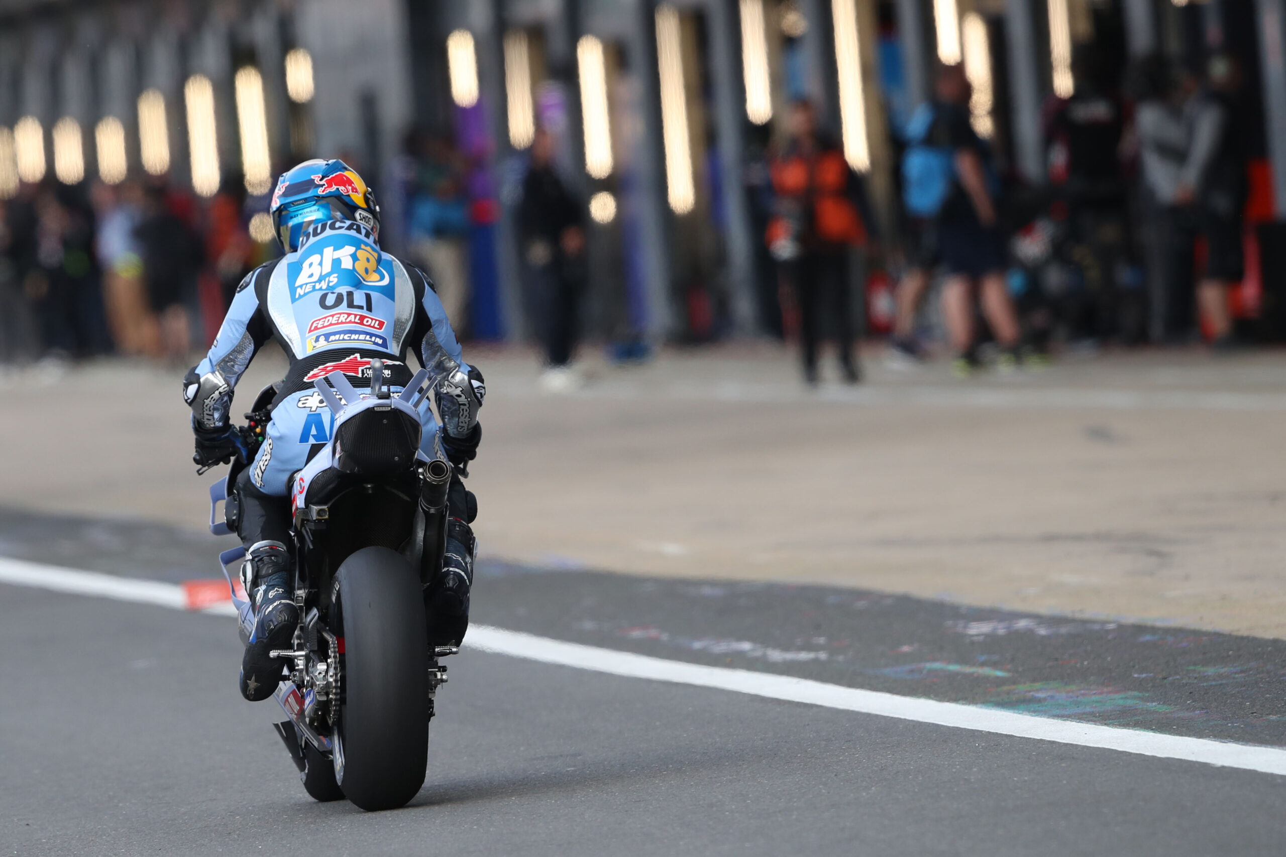 Álex Márquez coloca Ducati à frente no 1º dia, mas vê Yamaha armar bote em Silverstone