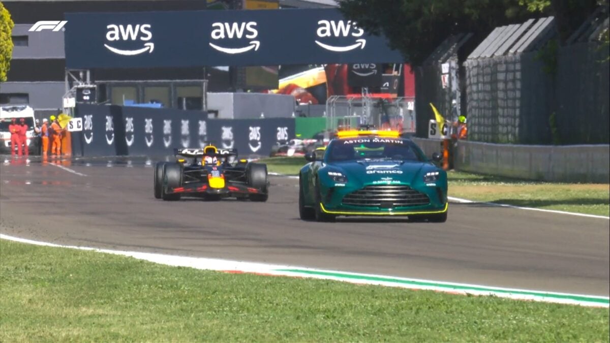 Poco espacio y demora: ¿Por qué hubo auto de seguridad al final del GP en Ímola?