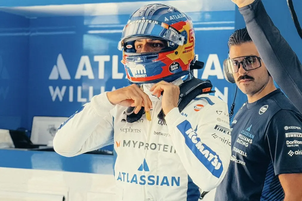 Sainz lamenta el tiempo perdido en la Q3, pero es optimista con un “coche muy fiable”