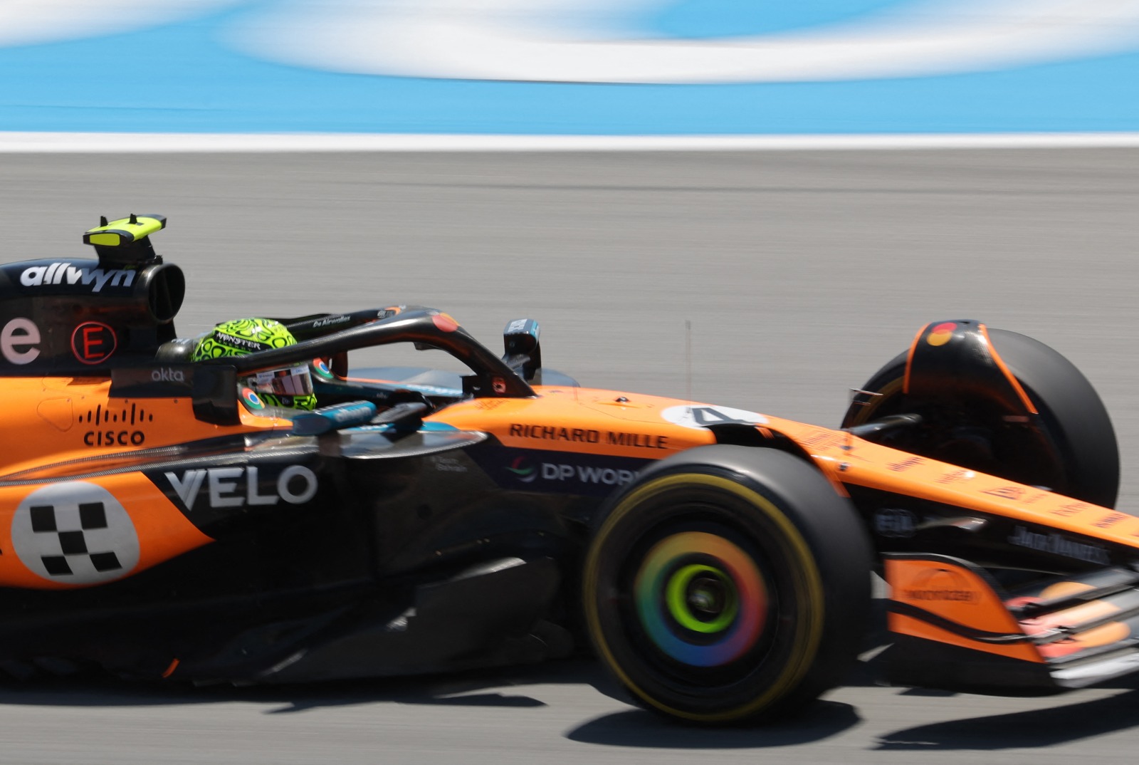 FIA reage a ‘pulo do gato’ da McLaren e proíbe truques para resfriar pneus em 2026