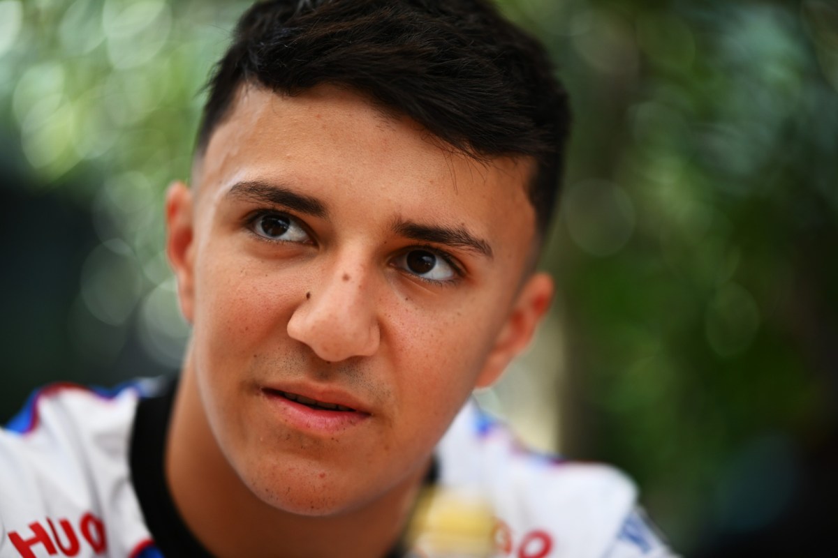 Hadjar compara Senna a “super-herói” e revela que “se apaixonou pelo personagem”