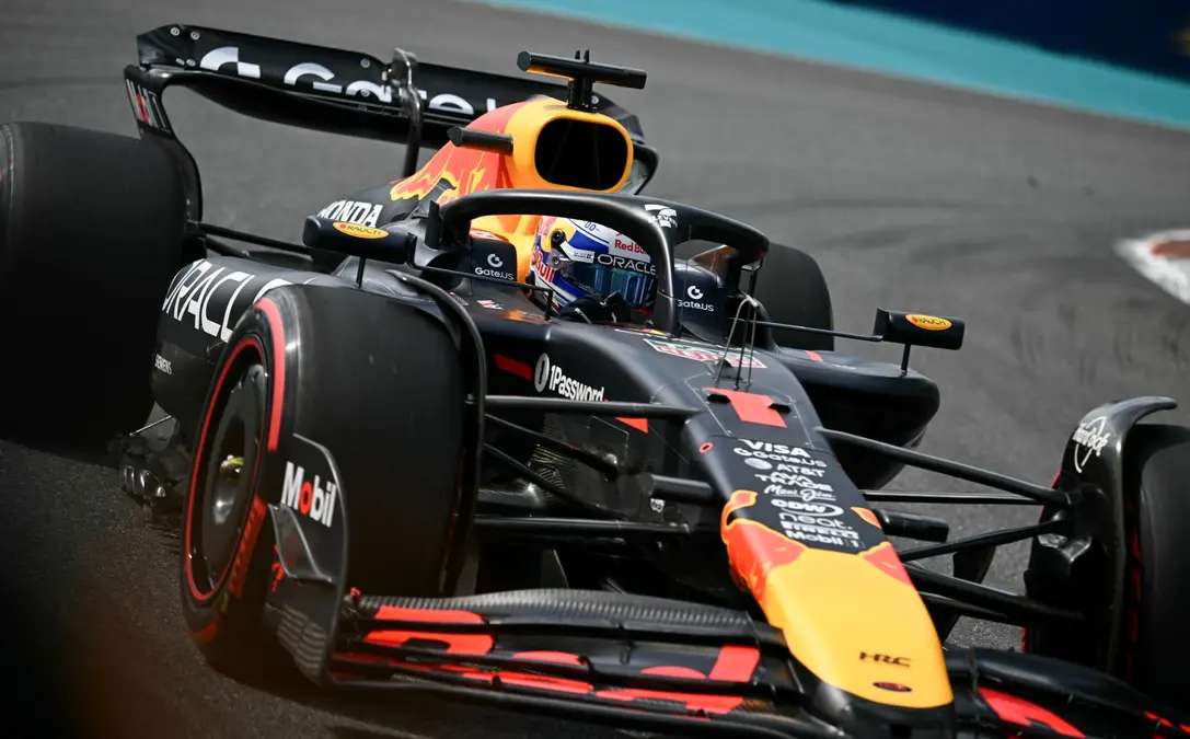 Red Bull se rinde y ya explora cómo copiar el sistema de frenado inteligente de McLaren