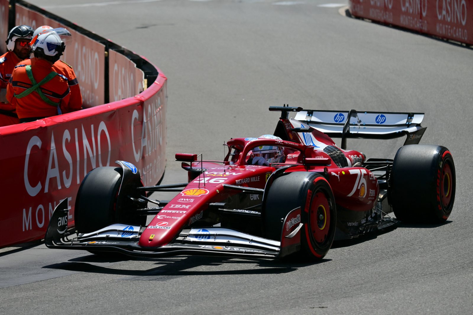 Leclerc supera Verstappen e lidera treino livre 3 do GP de Mônaco. Bortoleto é 19º