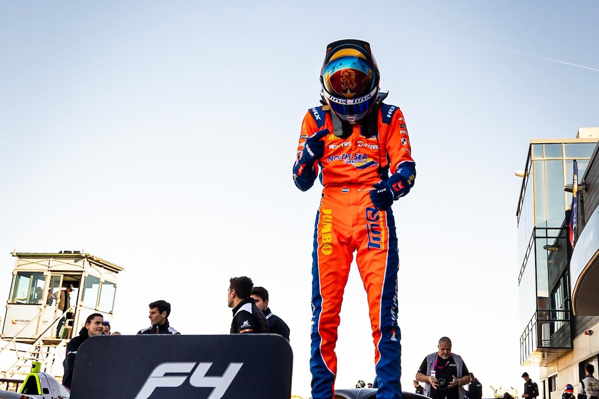 Lammers desbanca Przyrowski e vence corrida 1 da F4 Espanhola em Navarra