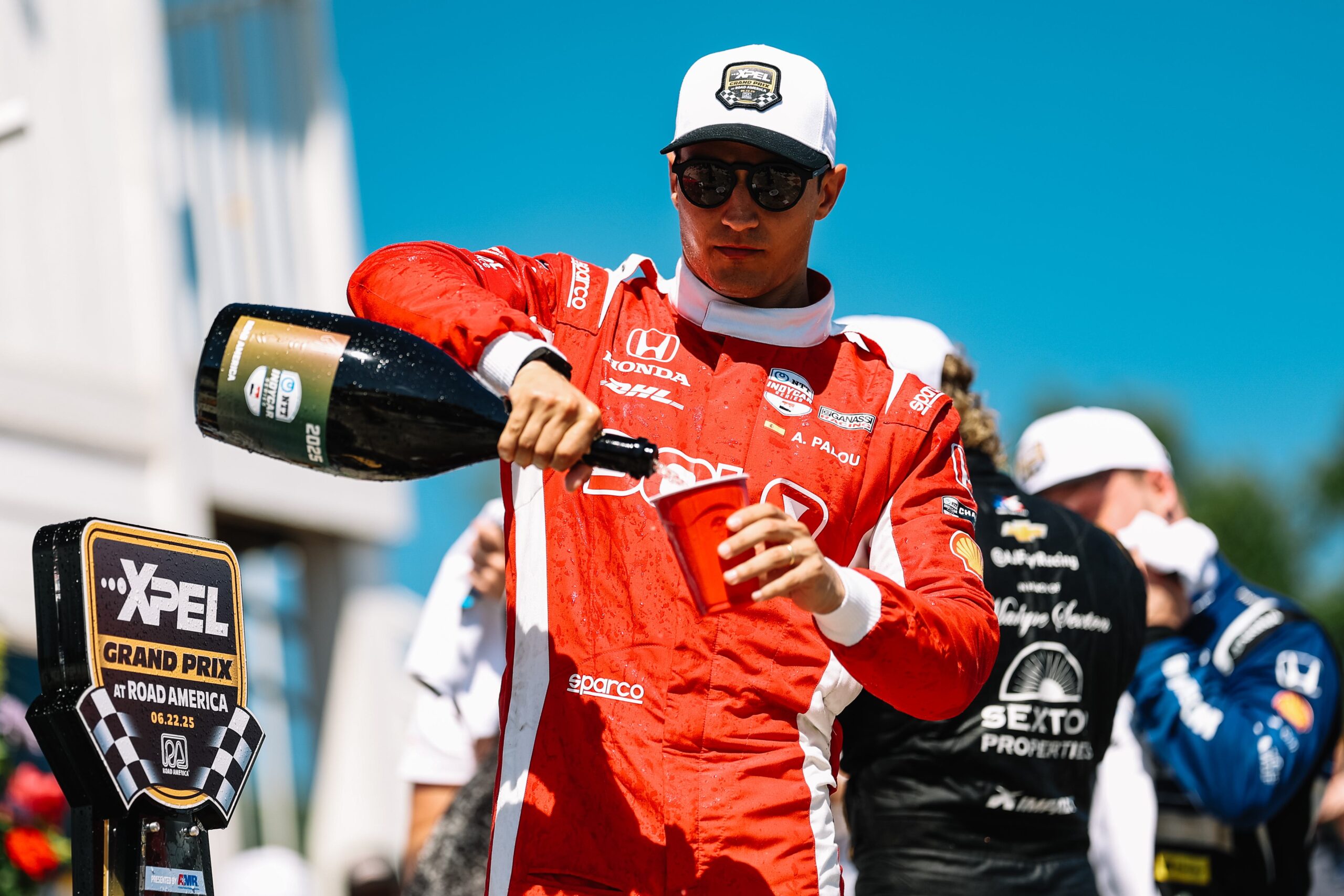 Palou se impõe em corrida maluca e liquida campeonato da Indy ainda em junho
