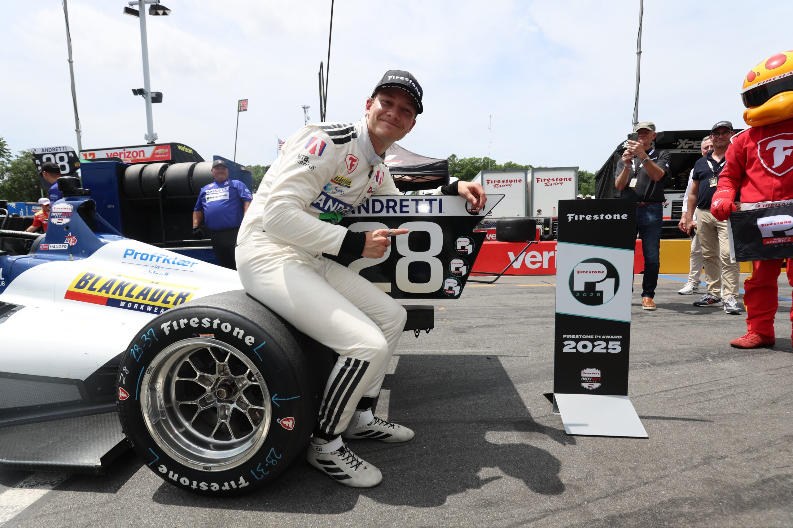 Hauger supera Collet em Road America e anota 3ª pole seguida na Indy NXT 2025
