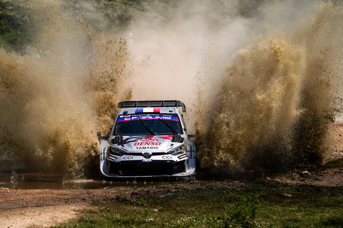 Ogier mantiene el liderazgo en el Rally de Cerdeña y Tanak trepa al segundo puesto