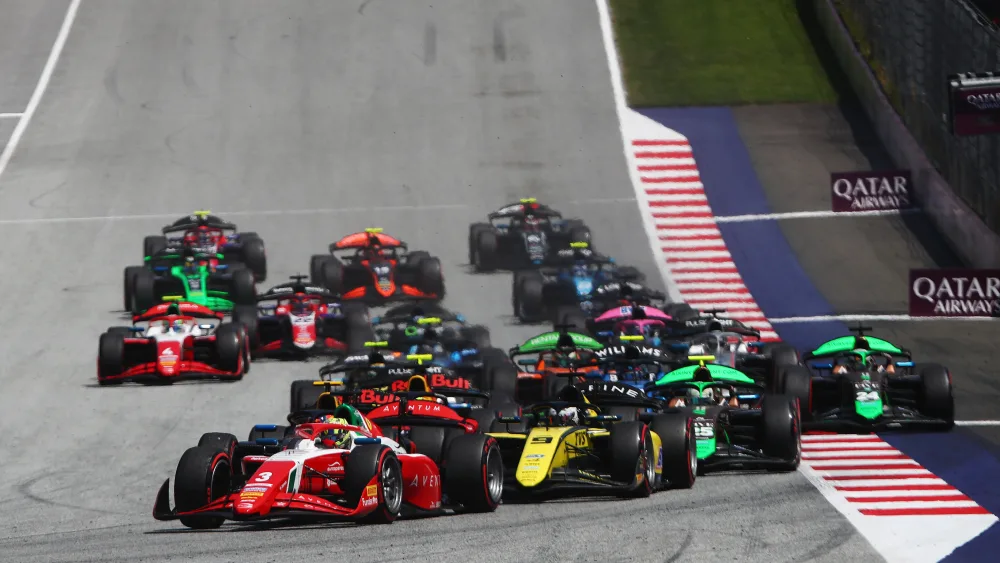 ¿A qué hora corren Duerksen y Martí? Horarios y Transmisiones de la F2 en Austria